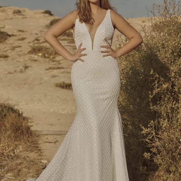 Rish, Pallas Gown - Picture 7 of 7